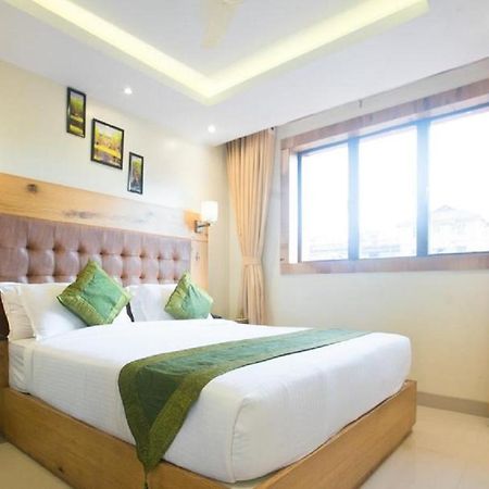 Hotel The Westend Green New Delhi Eksteriør bilde