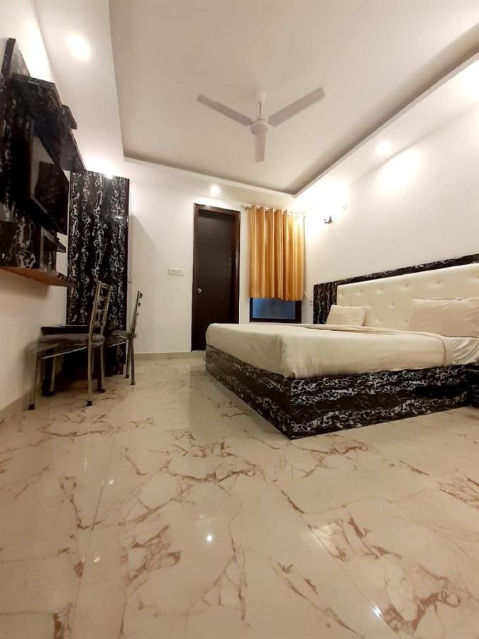 Hotel The Westend Green New Delhi Eksteriør bilde